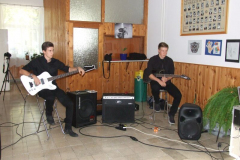Zene (13)